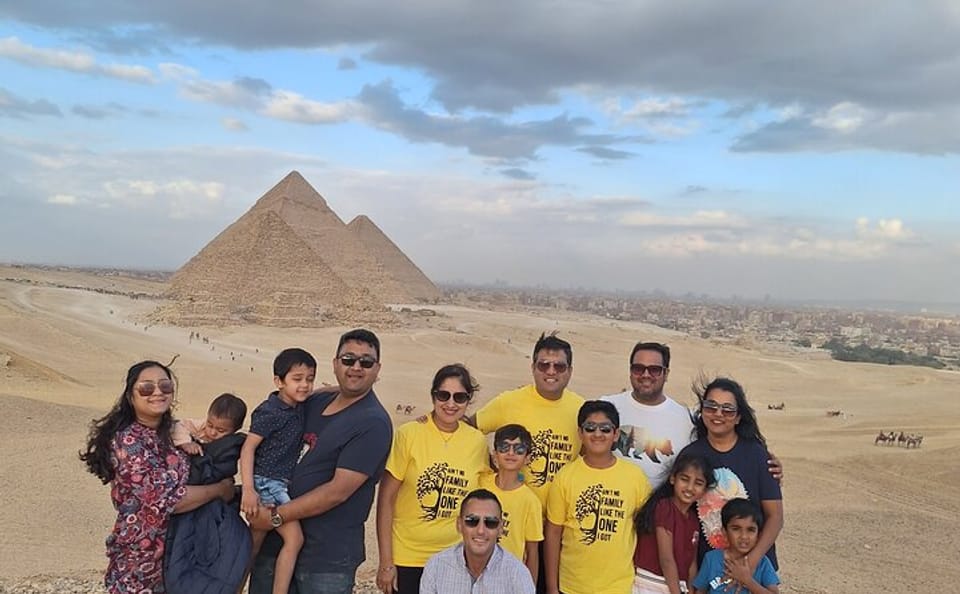 Private Tour of Giza Pyramids, Sphinx, Memphis, and Saqqara