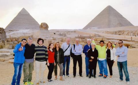 Private Tour of Giza Pyramids, Sphinx, Memphis, and Saqqara