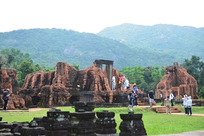 My Son Sanctuary Luxury Trip with Thu Bon River Boat Ride