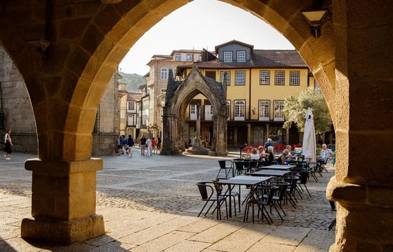 Guimarães: Half Day Private Tour from Porto