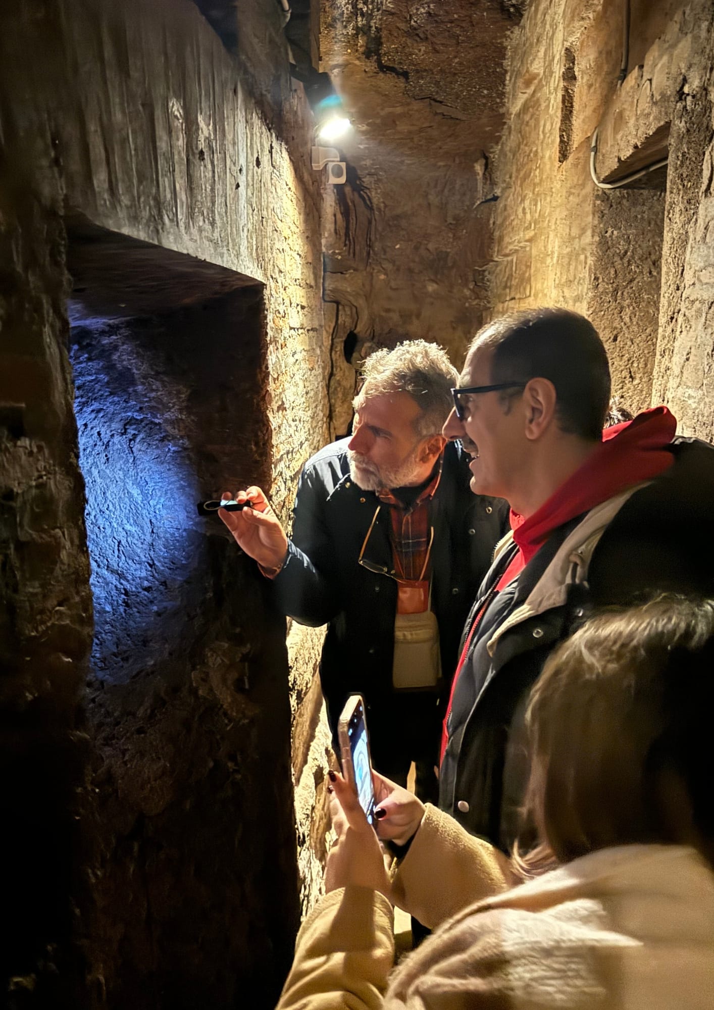 Explore ancient chambers and remarkable ruins, where serene silence and centuries of heritage illuminate the most authentic spirit of Rome.