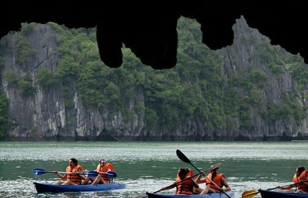 5-Day Guided Tour in Hanoi, Halong Bay, and Ninh Binh