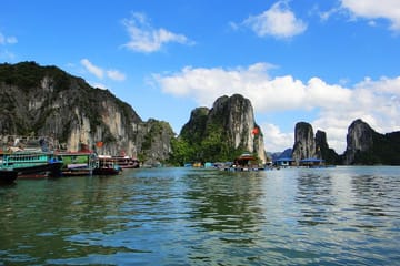 Half-Day Luxury Cruise in Ha Long Bay, Vietnam