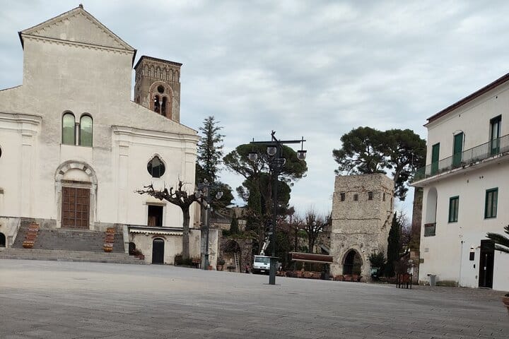 Private Transfer From Sorrento to Naples  7