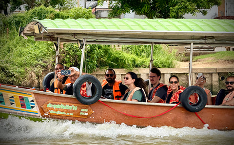Bangkok MBK – SIAMSCAPE: Ayutthaya UNESCO Experience with Boat Ride and Tickets (Tour ends at MBK Shopping Mall)