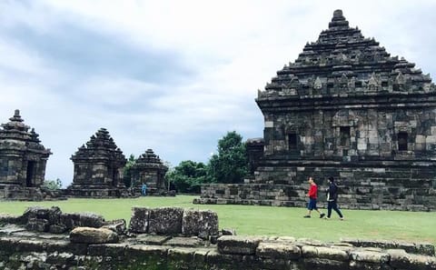 Private Cultural Day Trip in Yogyakarta with Hotel Pickup