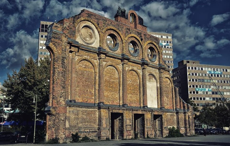 Explore WWII Sites in Berlin: Private Guided Tour