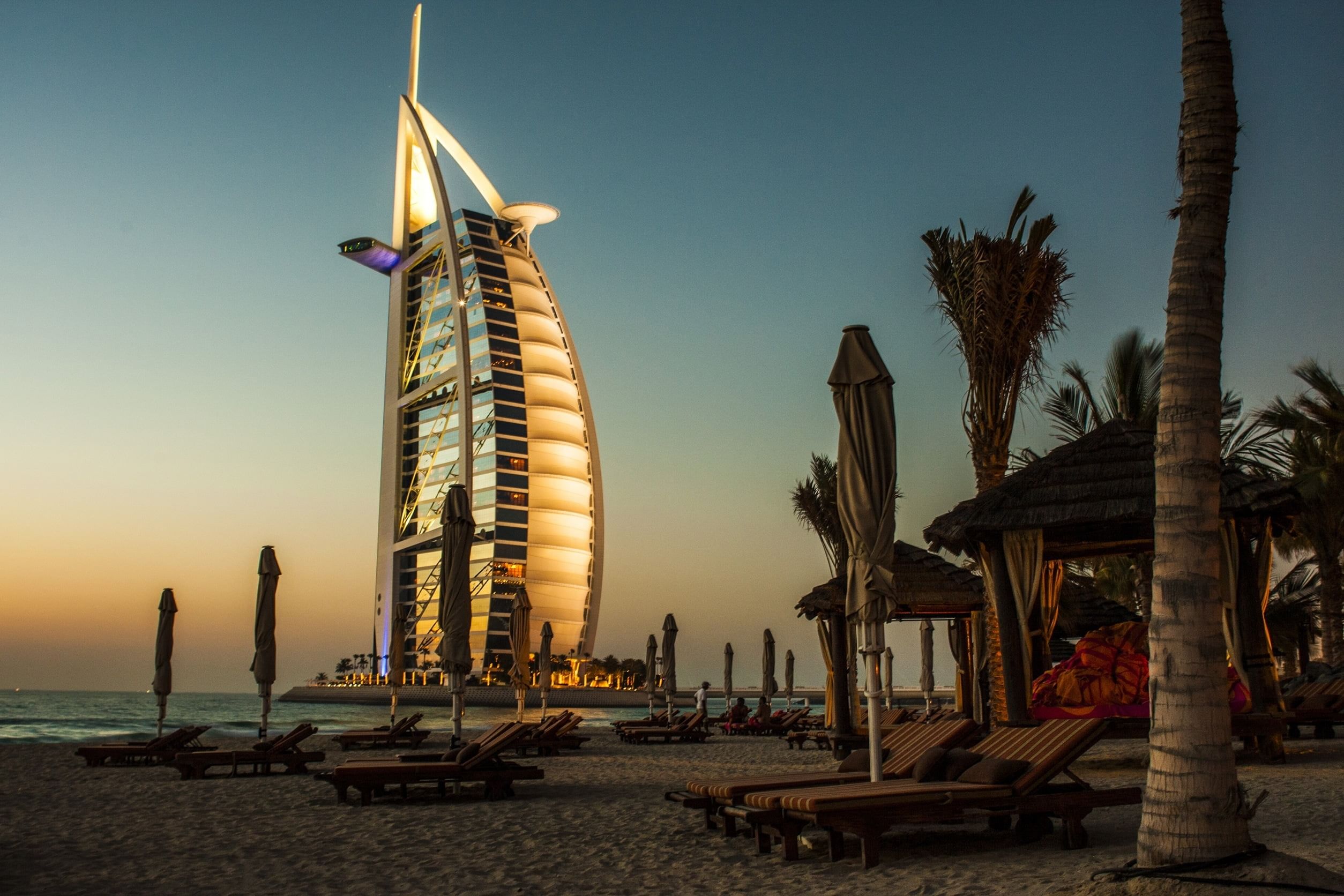 Explore Burj Al Arab With Tour Visionary