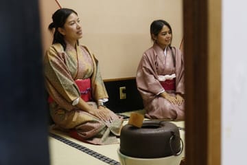 Matcha Tea Ceremony and Wagashi Tasting at Osaka Castle