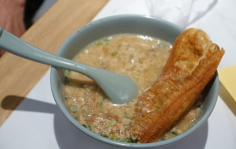 Brunch Walking Tour along Suzhou's Historic Pingjiang Road
