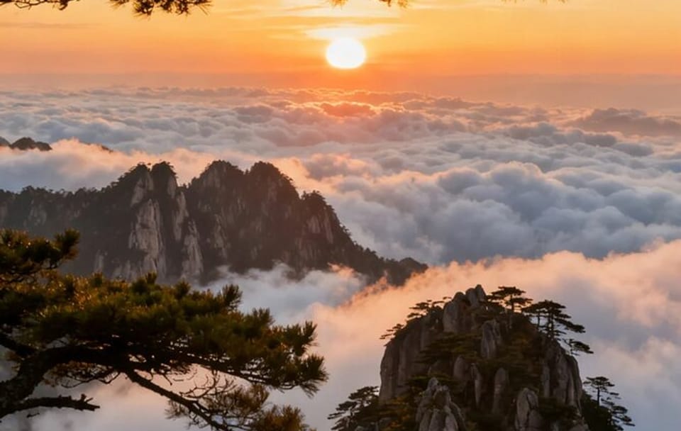 Qiyun Mountain Day Tour from Huangshan with Cable Car Ride