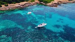 Sailboat excursion in the Gulf of Alghero