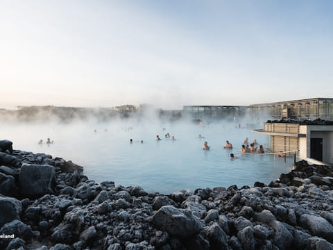 Golden Circle & Blue Lagoon Small Group Tour with Admission Ticket