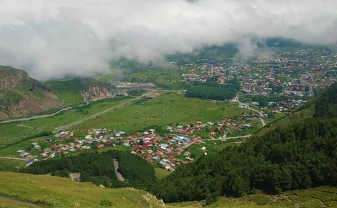 3-Day Cultural and Scenic Tour of Kazbegi, Georgia