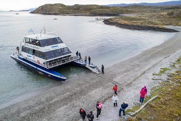 Beagle Channel Navigation with trekking at the Bridges Islands