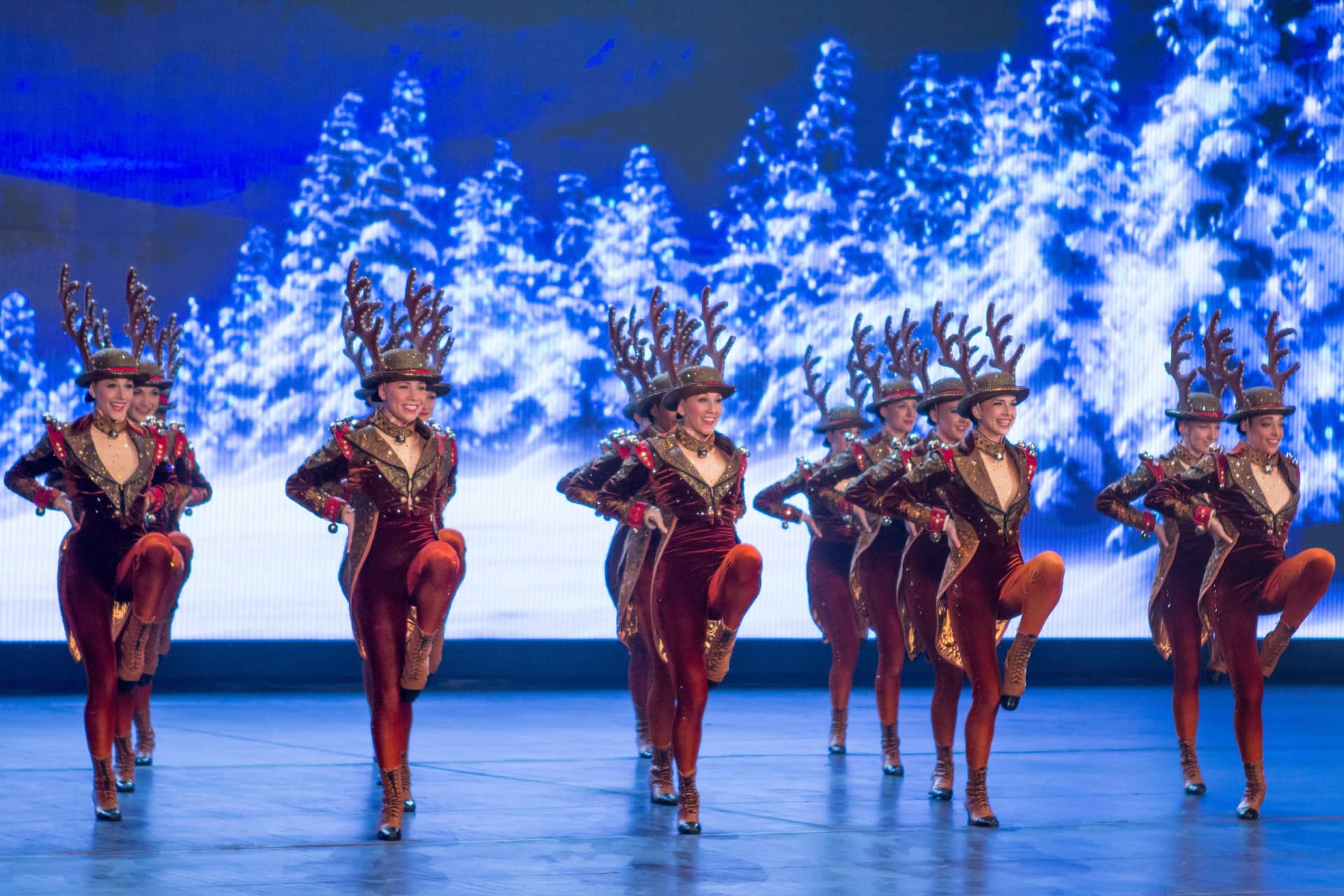Christmas Spectacular Starring the Radio City Rockettes Tickets - 3rd Mezzanine
