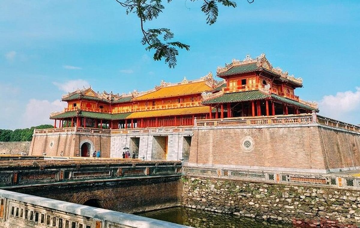 1 Day Imperial City Hue Tour from Hoi An and Da Nang City
