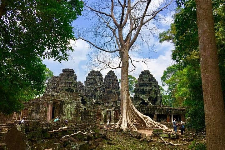 Angkor Wat Sunrise, Ta Promh, Banteay Srei, Bayon Private Tour 9