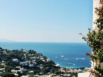 Naples City Tour: Discover Key Attractions in 5 Hours