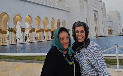 Abu Dhabi Half Day Sightseeing Tour with Pickup Included