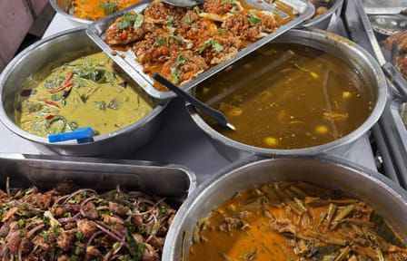 Taste of Rattanakosin: Old Town Morning Food Tour