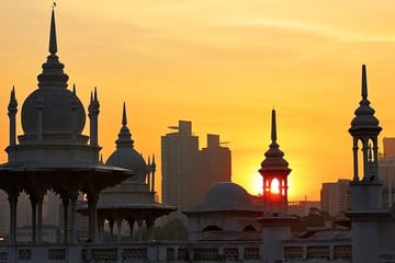 KL Evening Tour with Symphony Fountain Show & KL Tower Ticket (Meet at Location)