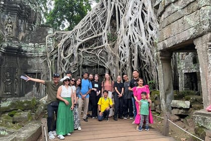 Classic Angkor Wat Sunrise or Sunset Private and Small GroupTour
