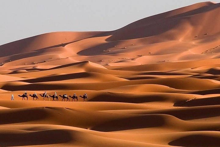 Marrakech to Merzouga Desert Adventure: Explore Kasbahs & Dunes