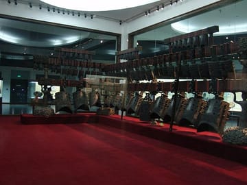 Wuhan Yellow Crane Tower and Hubei Museum Day Tour