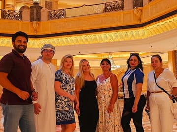Cultural Tour of Sheikh Zayed Mosque and BAPS Temple in Abu Dhabi