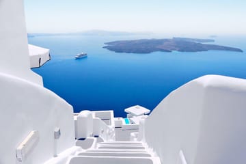 The Greek Gems: Athens, Delphi, Meteora and Santorini, Private Tour