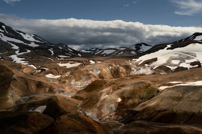 Hike in the Highlands, in the steaming valley of Kerlingarfjöll