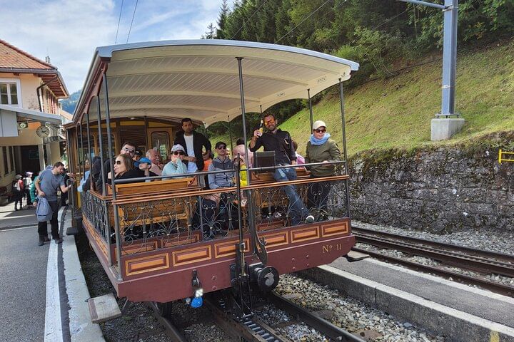 4 Days Swiss Alps Tour Zermatt, Jungfrau Region and Hidden Gems