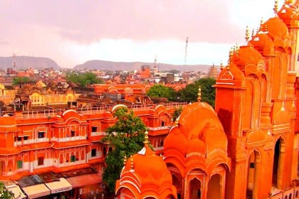 Jaipur Day trip from Delhi by Private Air-condition Vehicle includes Guide.