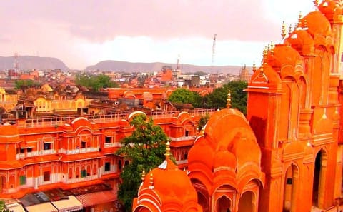 Private Day Trip to Jaipur from Delhi with Local Guide