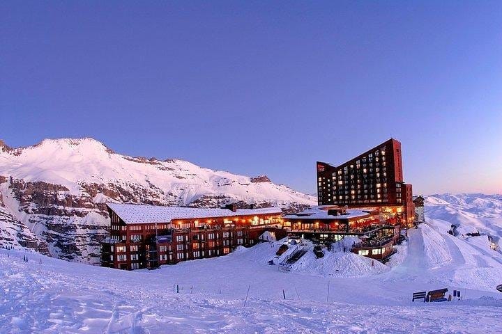 Private Transportation from Santiago or Santiago Airport AMB to Valle Nevado
