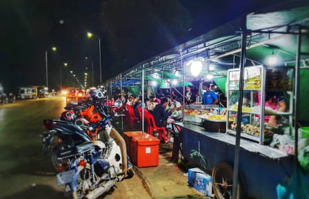 Explore Evening Local Culture Food Tour (100% Locals Tasting)