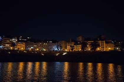 Athens Riviera Evening Cruise with Music and Swimming
