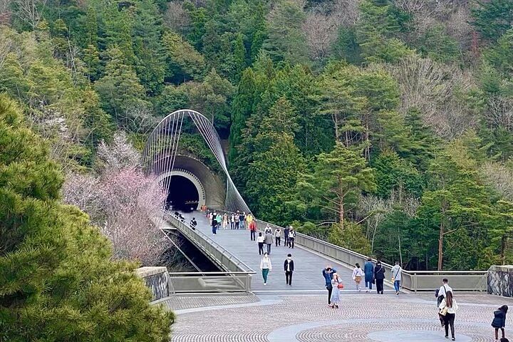 Shiga: Miho Museum, Lake Biwa & Waterbird Shrine Day Trip