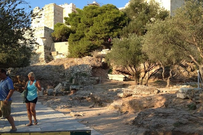 Visit the monumental Acropolis of Athens