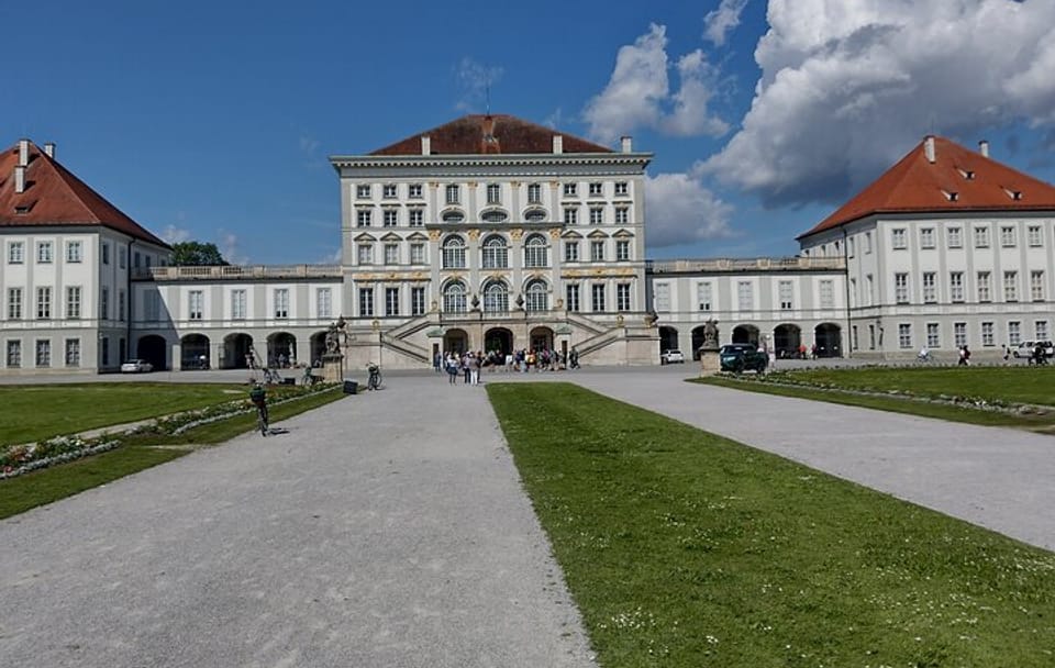 Guided Tour of Castle Nymphenburg in Munich