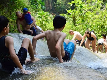 Chiangmai day trip Temples and Sticky waterfall