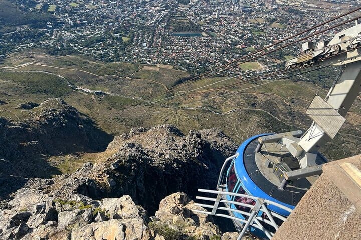 Full-Day Cape of Good Hope and Table Mountain with Penguins Tour