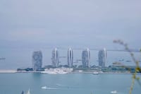 Private Day Tour in Sanya: Nanshan Cultural Tourism Zone and Luhuitou 2