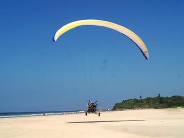 Private 20-Minute Paramotoring Adventure in Bentota