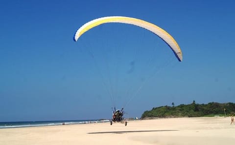 Private 20-Minute Paramotoring Adventure in Bentota
