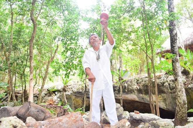 Aventura en cenote Yaxmuul Ceremonia y rapel del chamán maya