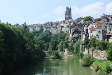 Guided Walking Tour of Fribourg's Medieval Old Town and Cathedral