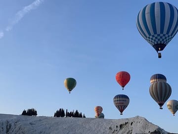 Hot Air Balloon Tour Over Pamukkale's Travertine Terraces