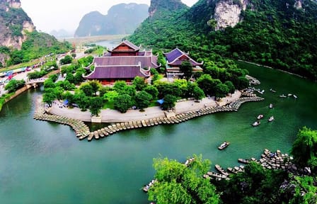 Bai Dinh Pagoda and Trang An Tour from Hanoi
